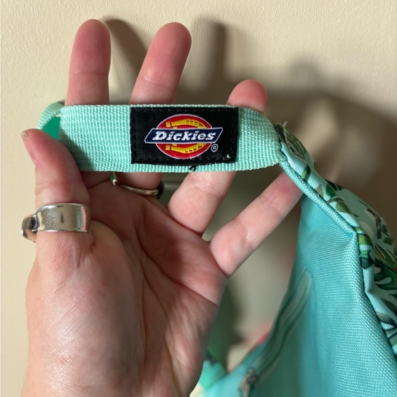 Dickies Hawaiian print fanny pack - Picture 2 of 3